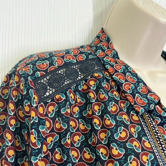 Anthropologie - Maeve Janie Flounced Colorful Print Blue Motif Blouse Size 6 - Picture 5 of 14